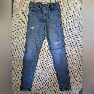 Levi's High Rise Blue Distressed Jeans